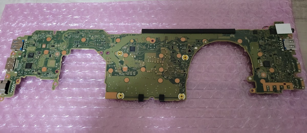 希少・最新第13世代i7/メモリ16GB版】富士通 LIFEBOOK UH系 希少・最新第13世代i7/メモリ16GB版】富士通 LIFEBOOK UH系