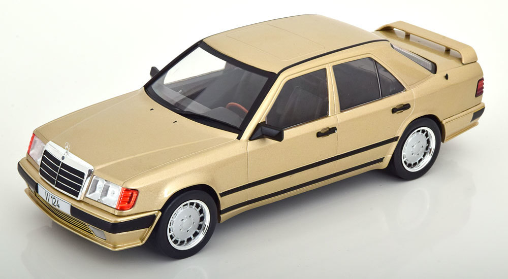 Modelcar Group 1/18 Mercedes Benz W124 1986　ゴールド　メルセデス　ベンツ_画像1