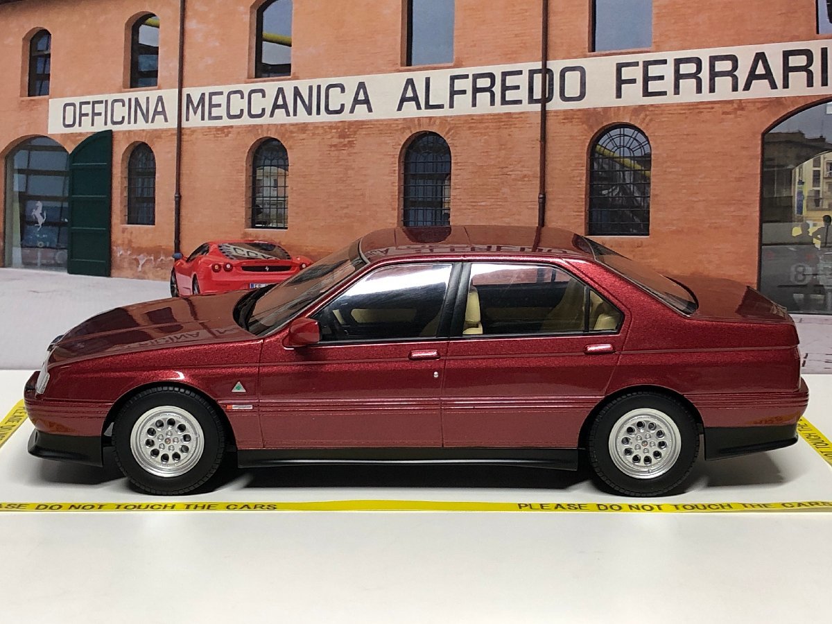 が購入できます Triple 9 1/18 Alfa Romeo 164 Q4 1994 レッド