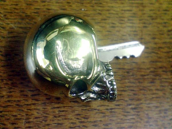  brass brass Skull shift knob Harley Ame car key key top skeleton cane mascot ornament shift lever gear knob old car hot rod 