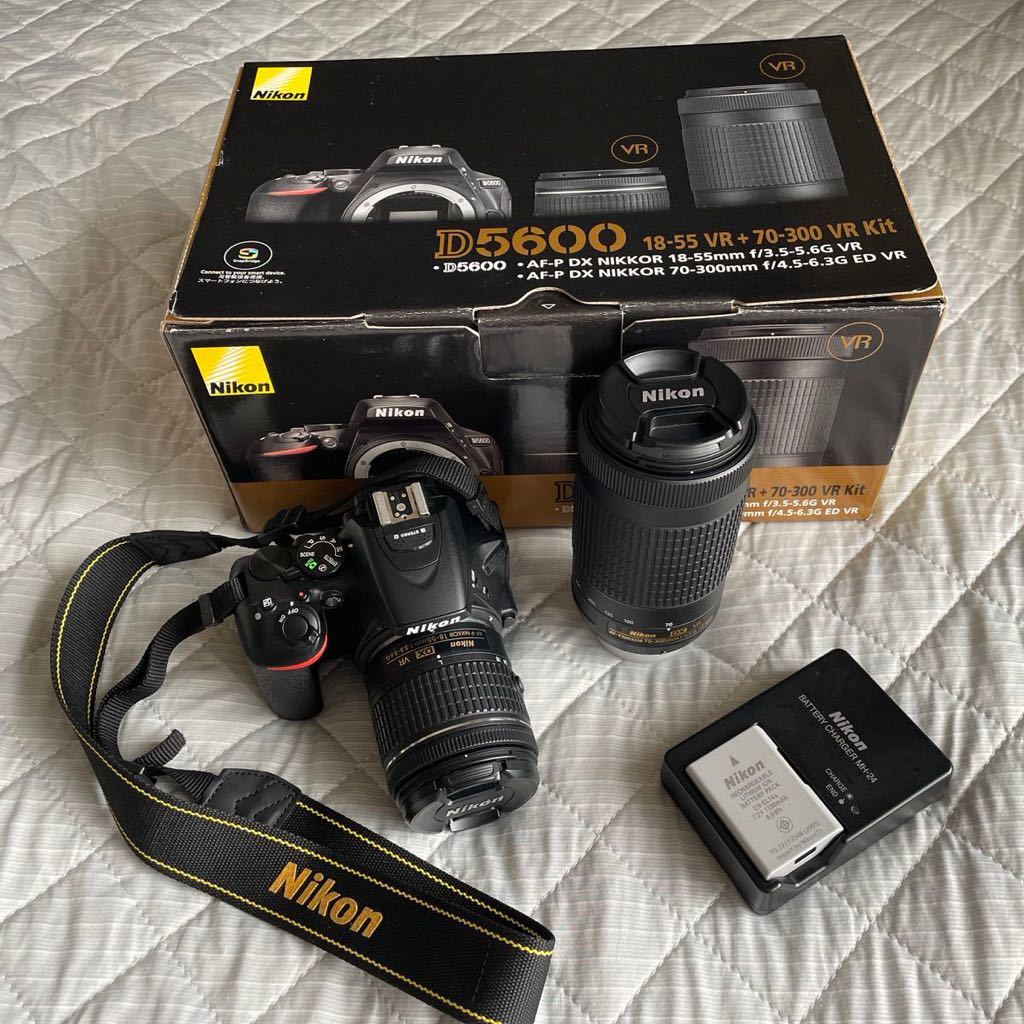 美品】Nikon D5600 ダブルズームキット-