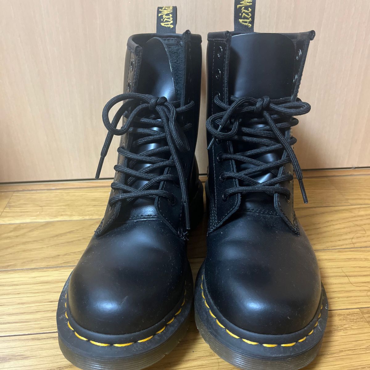 美品 限界価格 ドクターマーチン Dr Martens 黒ブーツ 8ホール レース