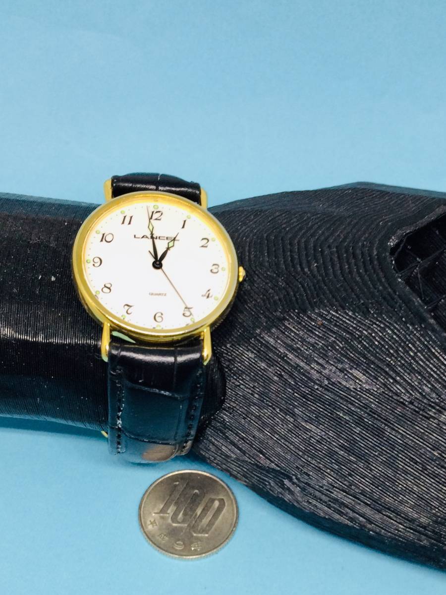 (Y37)気品の時計(*'▽')LANCEL・ランセル（電池交換済み）ゴールド・ユニセックス腕時計USED（送料全国一律185円）素敵な時計です。_真っ白な文字盤がとても素敵な時計です。