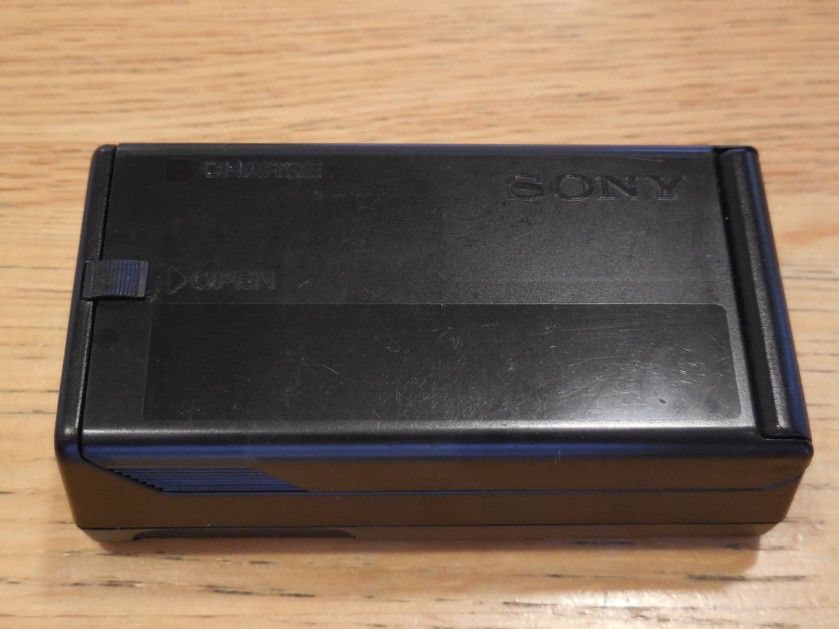 SONY バッテリー充電器 BC-8A 中古品｜Yahoo!フリマ（旧PayPayフリマ）