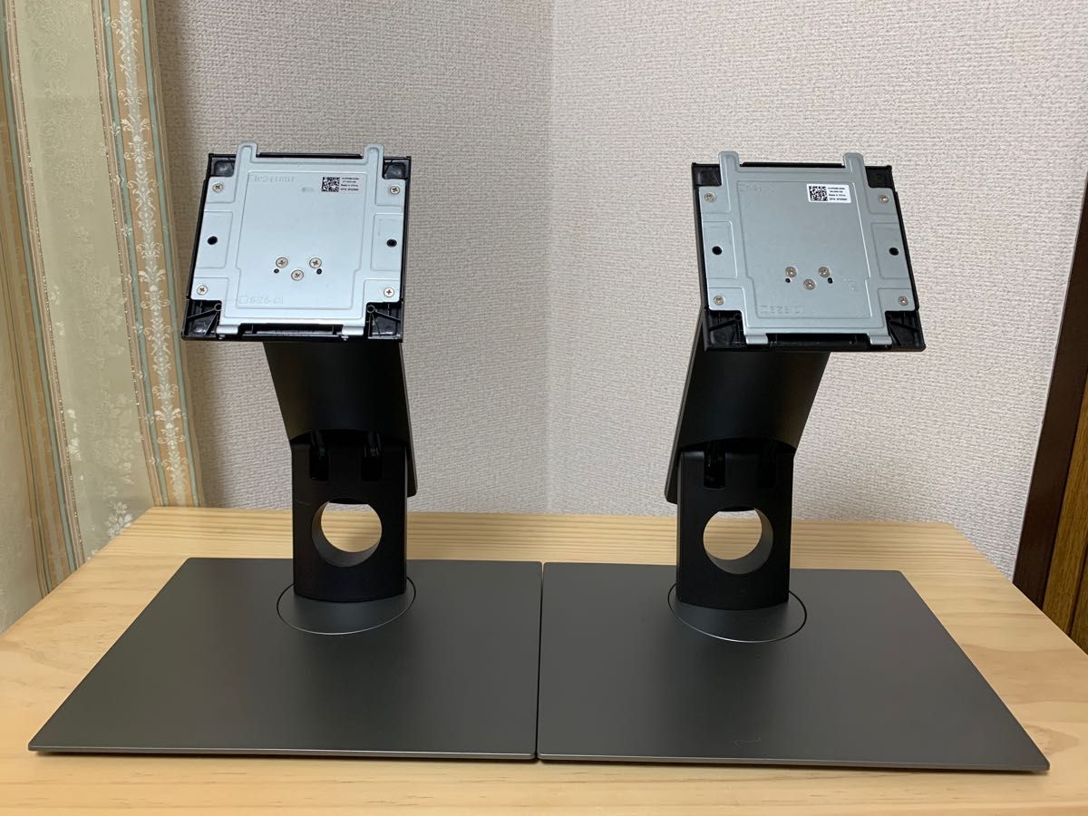 Dell P2418HT 用スタンド 2個セット|Yahoo!フリマ(旧PayPay Dell P2418HT 用スタンド 2個セット|Yahoo!フリマ(旧PayPay