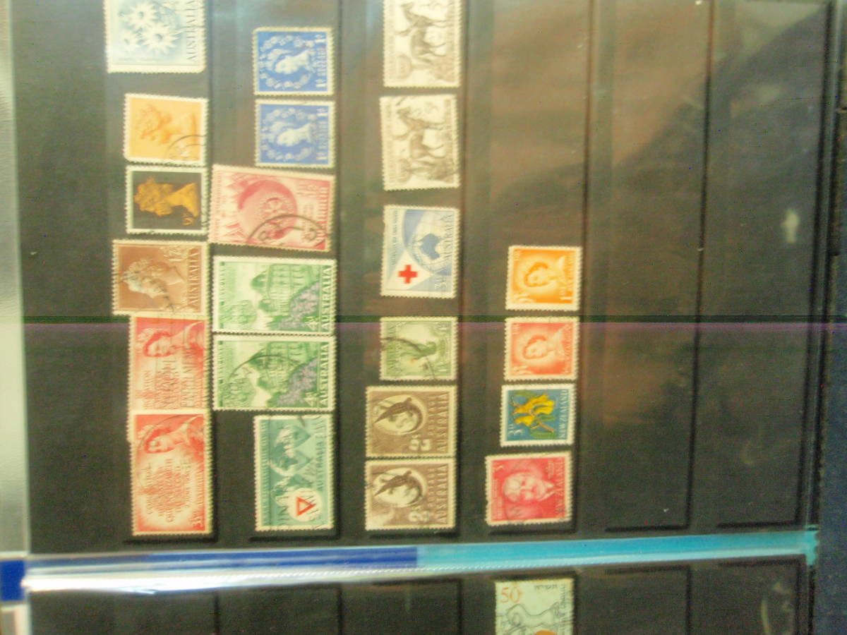 外国切手(使用済)収録アルバム　４５年以上の歳月をかけ収集した世界中の珍しい貴重な切手です。　配送費出品者負担_オセアニア