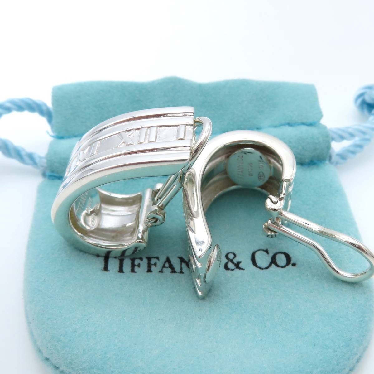 希少 美品 Tiffany&Co. ヴィンテージ ティファニー アトラス ハーフ フープ シルバー イヤリング SV925 HH139の画像3