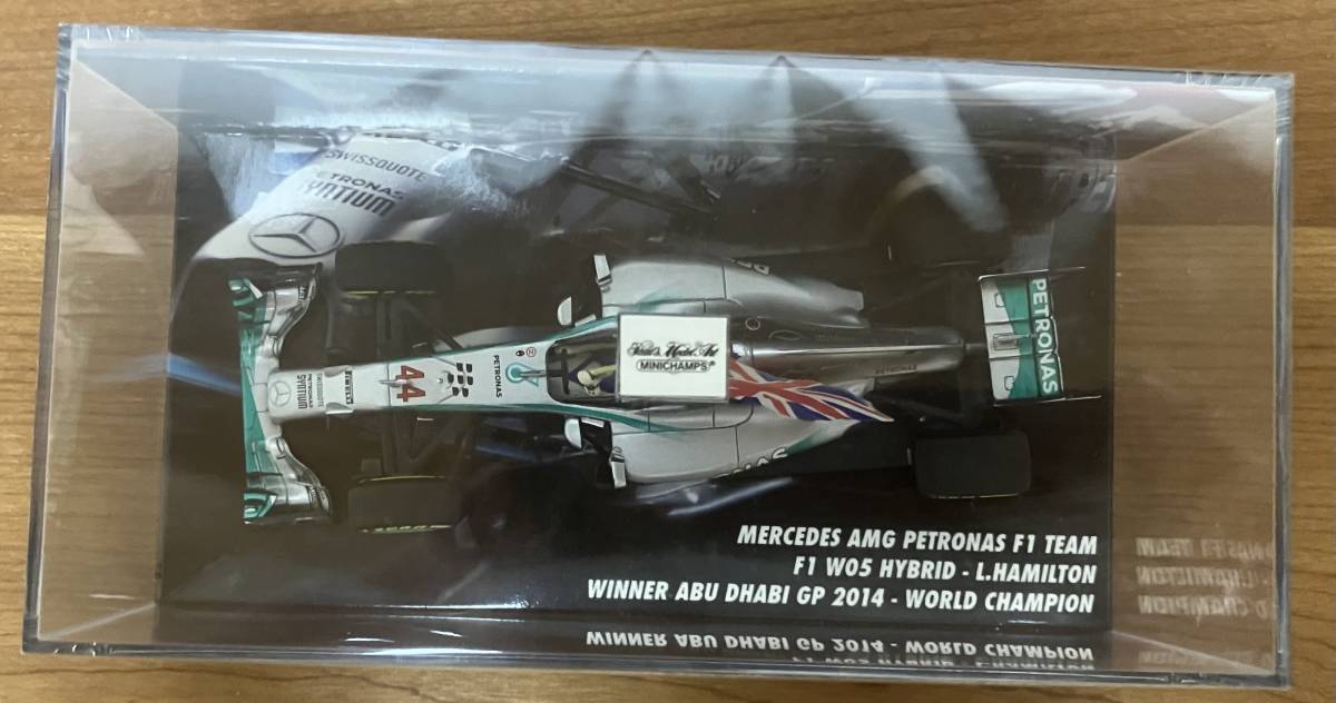 1/43ミニチャンプス ユーロスポーツ別注 限定500pcs F1メルセデスAMG アブダビW05 ルイス・ハミルトン #44 ワールドチャンピオン2014_画像6