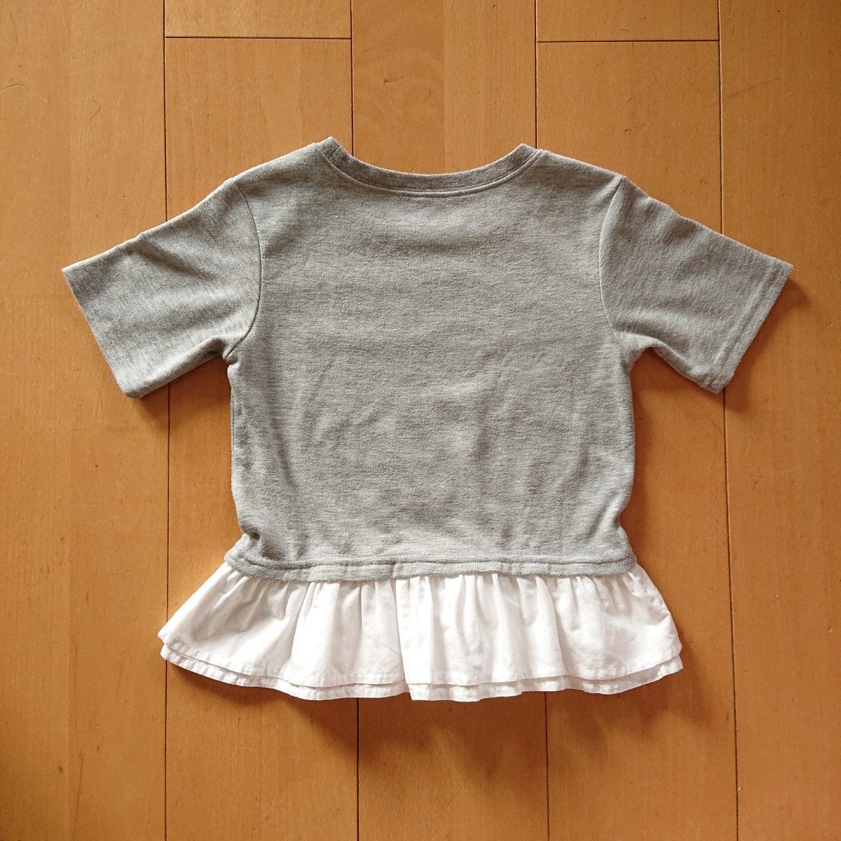 AZUL by moussy kids アズールバイマウジー キッズ グレー フリル トップス ロゴ 半袖 110cm