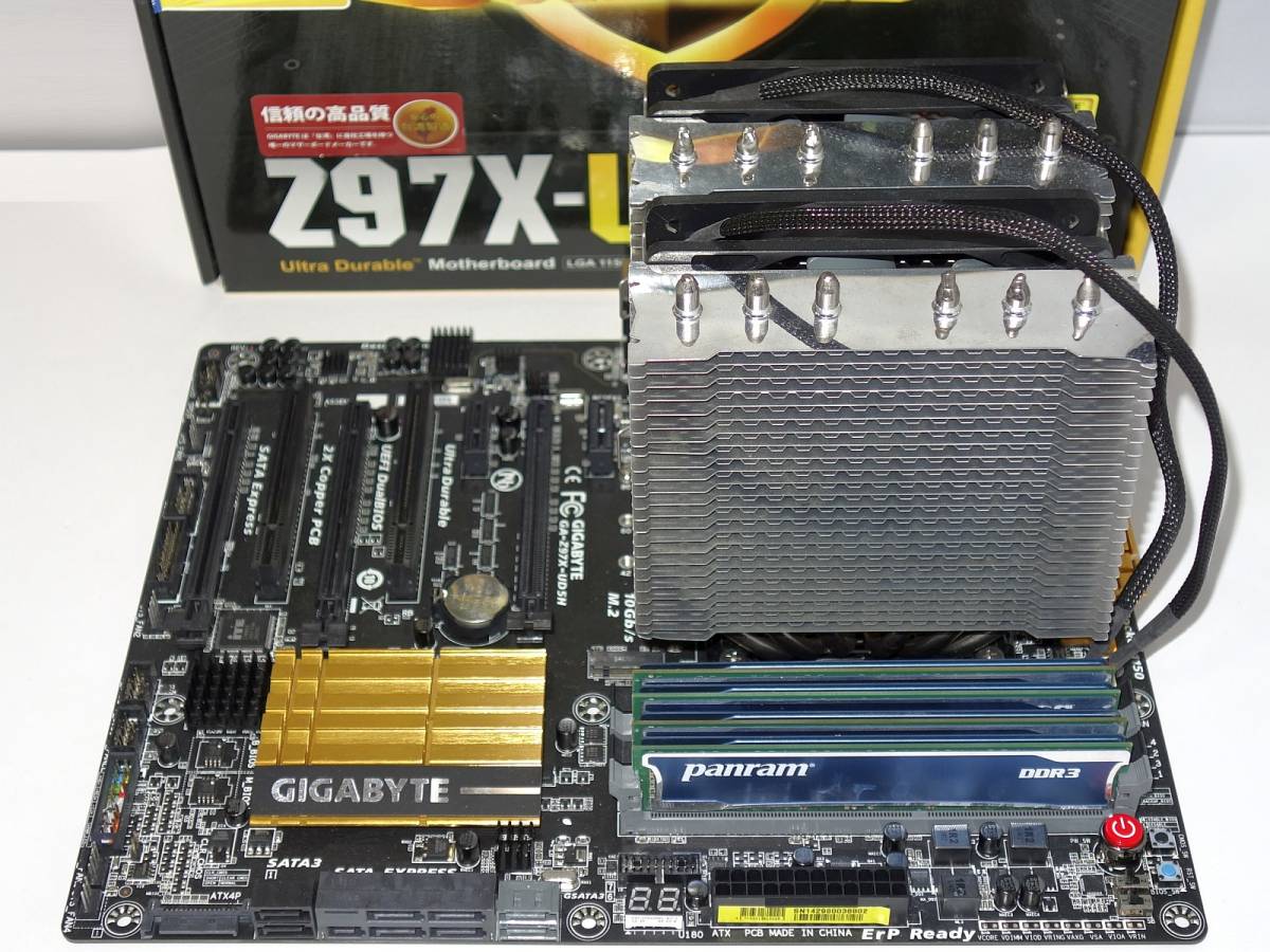 [LGA1150] GIGABYTE GA-Z97X-UD5H(rev 1.0) BOX + Core i7 5775C + Cooler + 32GB Mem(8GBx4) 難あり _画像3