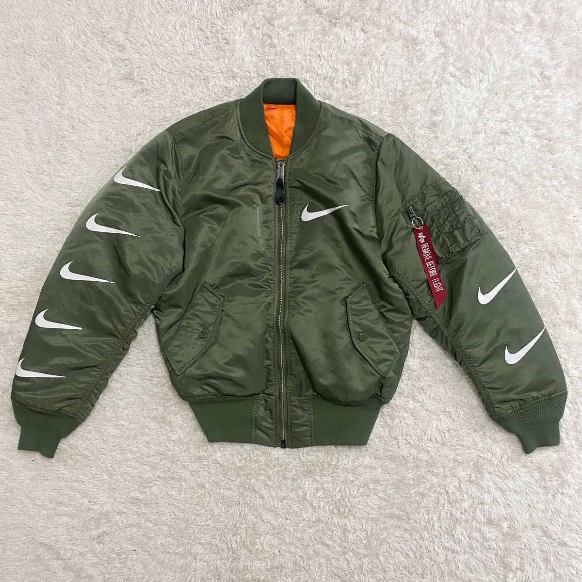 alpha NIKE フライトジャケット コラボ スウッシュ ロゴ Sサイズ alpha NIKE フライトジャケット コラボ スウッシュ ロゴ Sサイズ