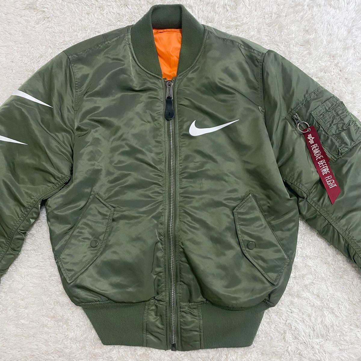 alpha NIKE フライトジャケット コラボ スウッシュ ロゴ Sサイズ alpha NIKE フライトジャケット コラボ スウッシュ ロゴ Sサイズ