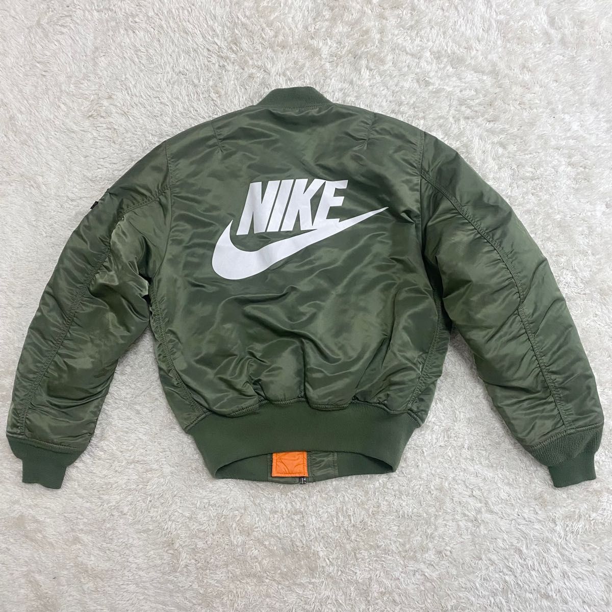 alpha NIKE フライトジャケット コラボ スウッシュ ロゴ Sサイズ alpha NIKE フライトジャケット コラボ スウッシュ ロゴ Sサイズ