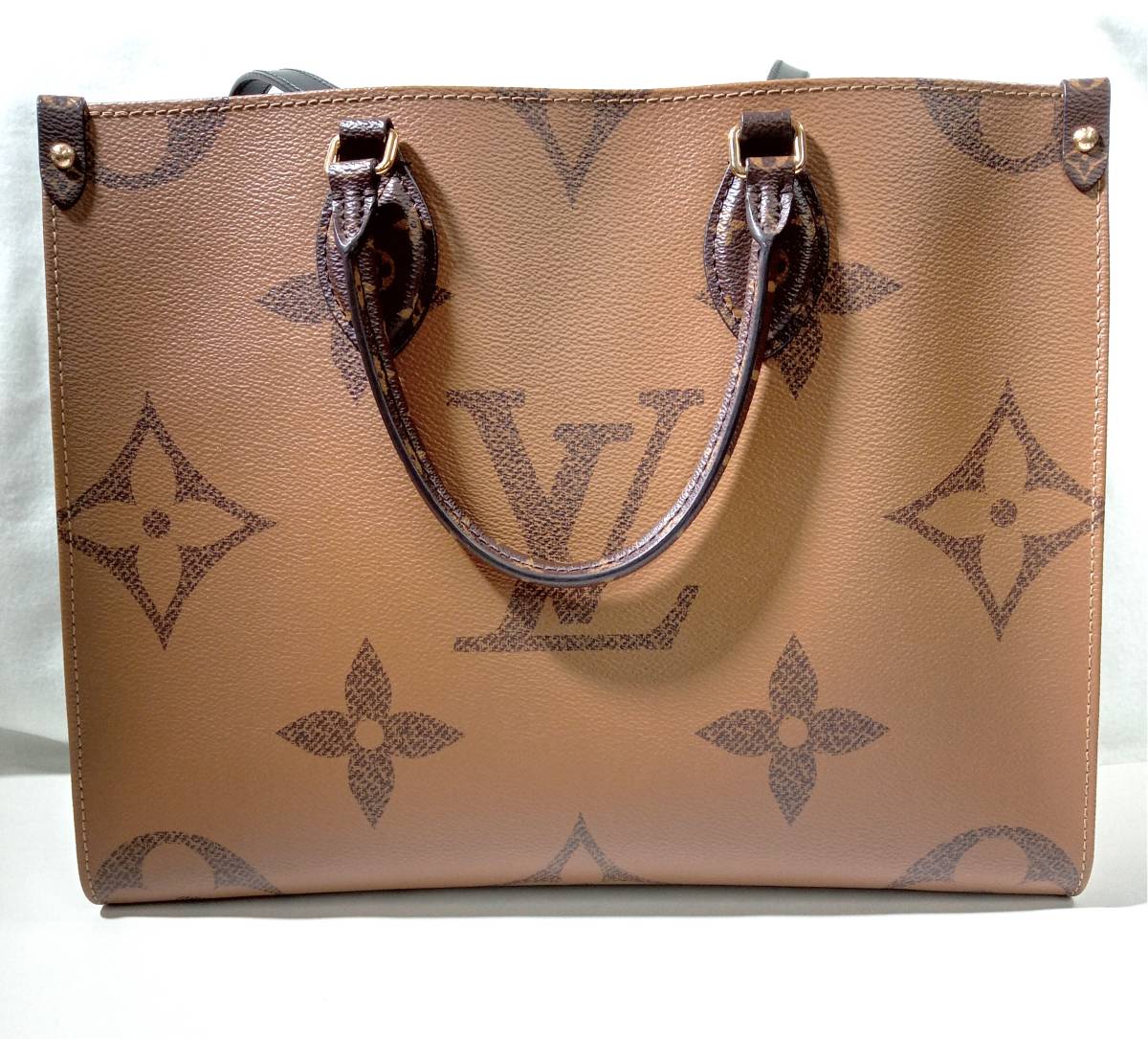 【美品】ルイヴィトン／LOUIS VUITTON／オンザゴーMM／2Way バッグの画像2