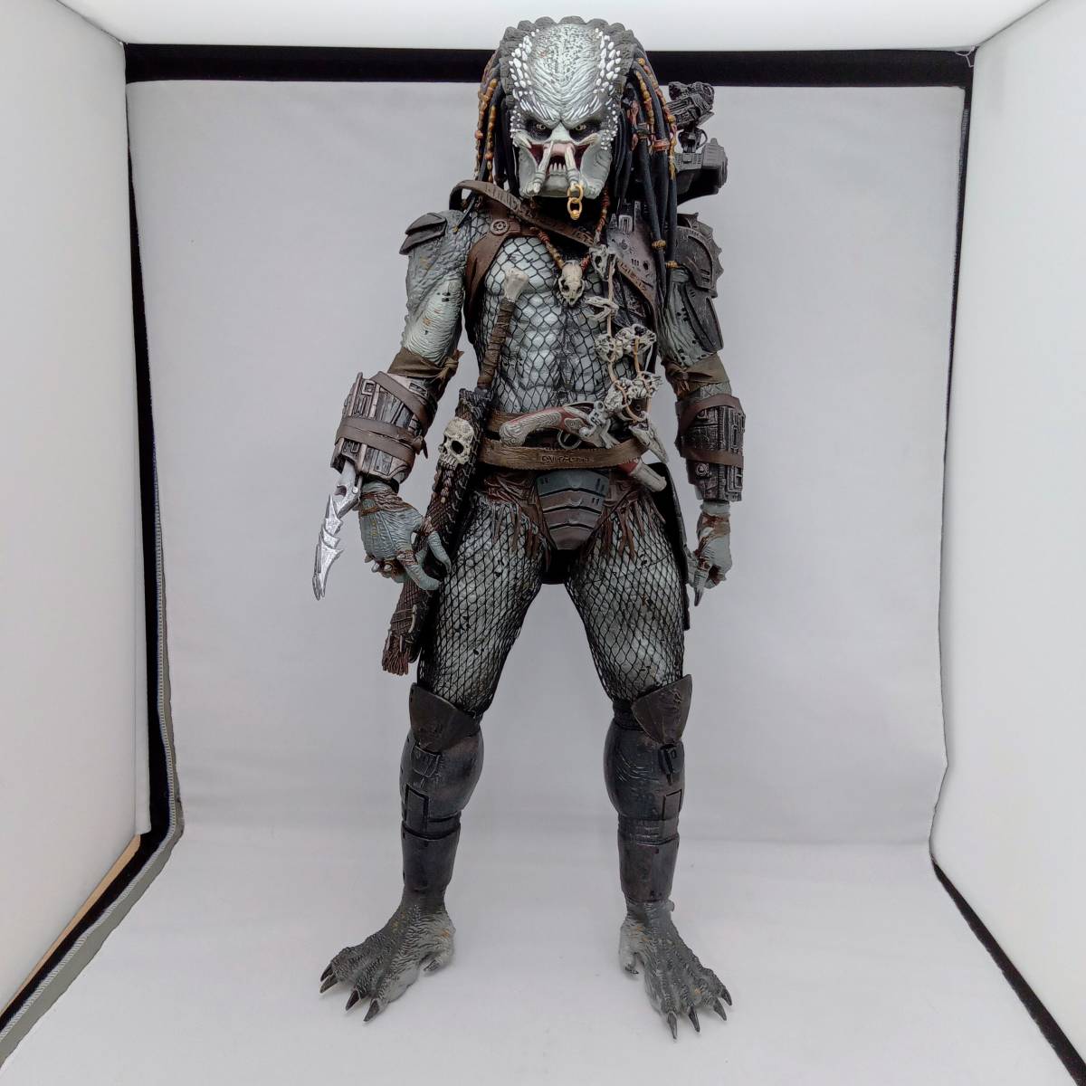 期間限定】 【現状品】NECA フィギュア エルダー・プレデター 1/4