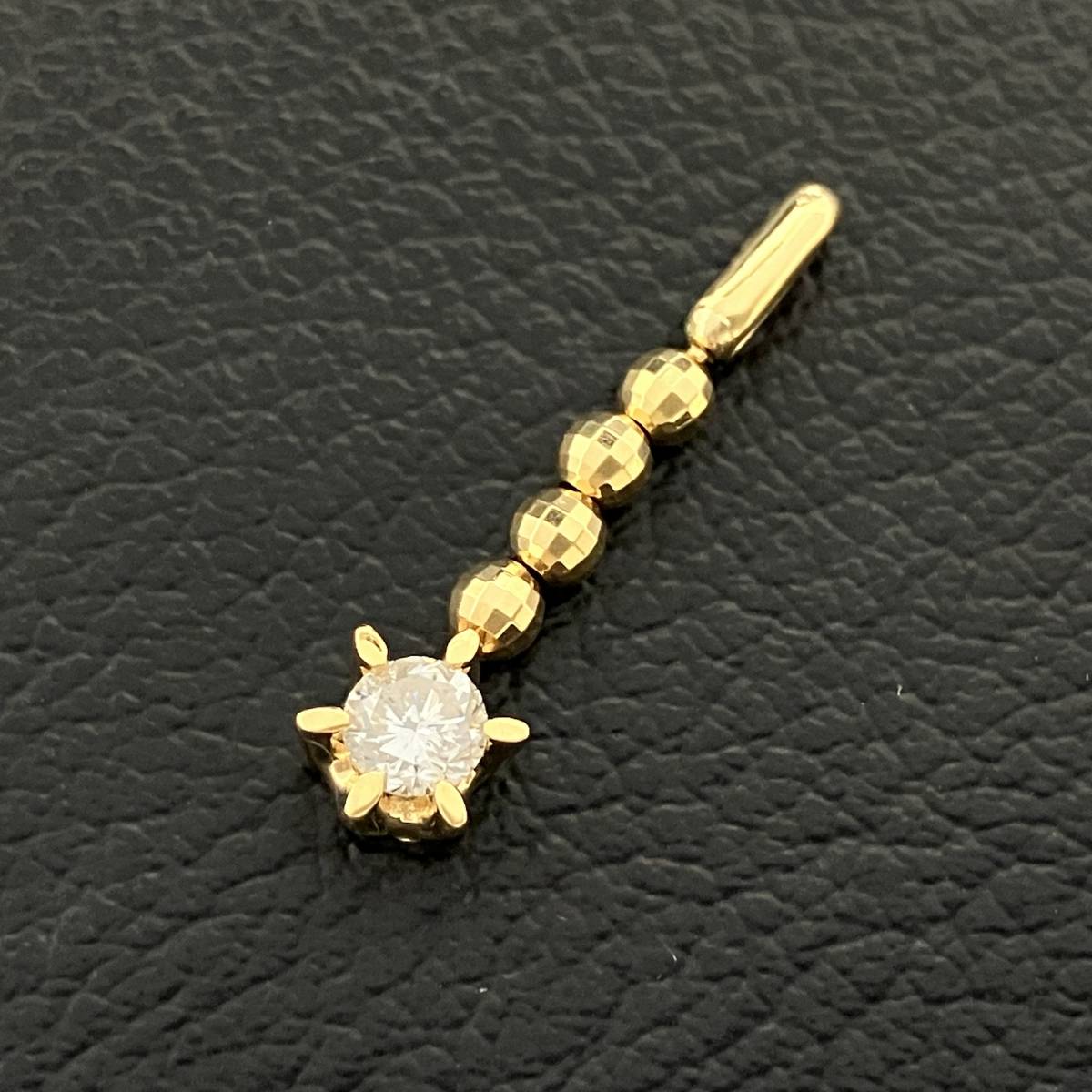 一粒 ダイヤ 0.30ct デザイン トップ K18 1.1g 金 イエロー ゴールド 店舗受取可_画像1