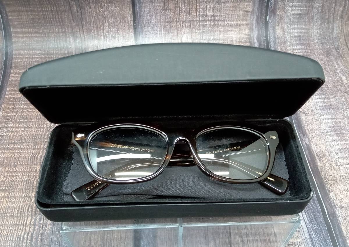 ファッションメガネ/ 金子眼鏡×URBAN RESEARCH その他アイウェア ※ケース外側に剥がれ有ります。 ケース内側に劣化有ります