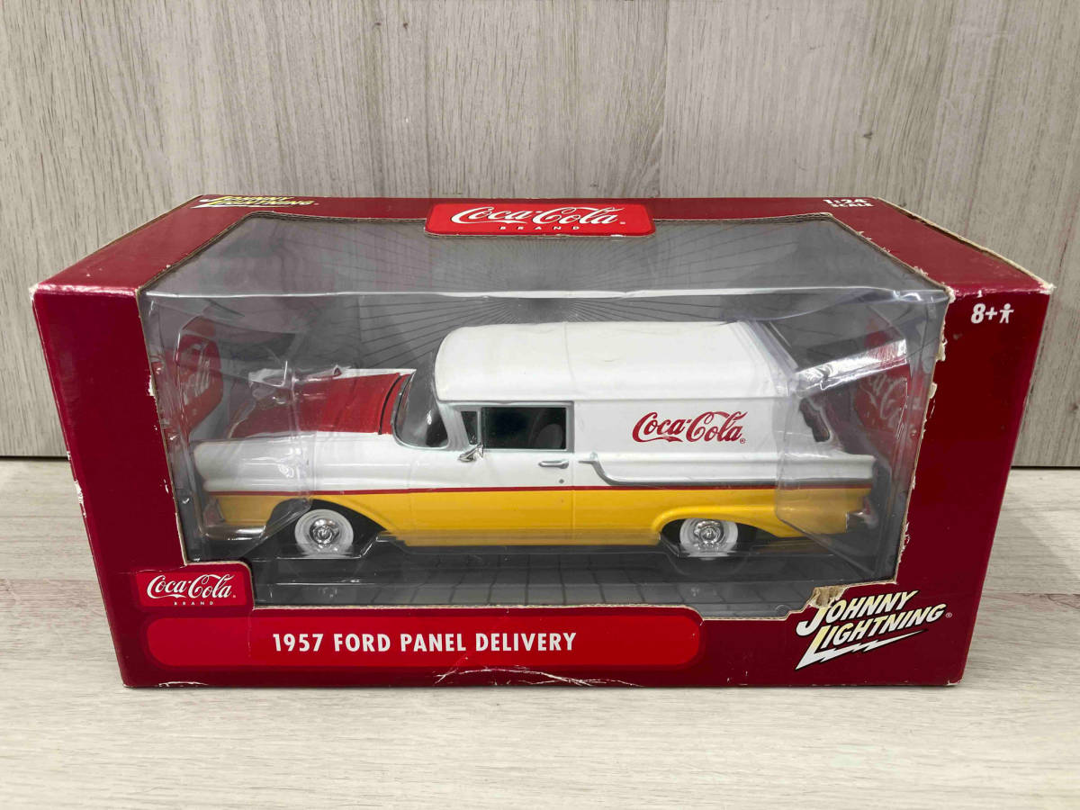 ジョニーライトニング Coca-Cola コカコーラ 1957 FORD PANEL DELIVERY 1:24 SCALE #51101自動車