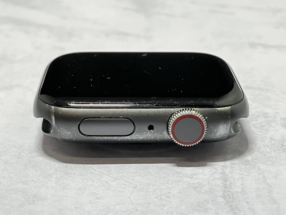 ジャンク Apple MTVU2J/A Apple Watch Series 4 MTVU2J/A [GPS+Cellularモデル 44mm スマートウォッチ_画像2