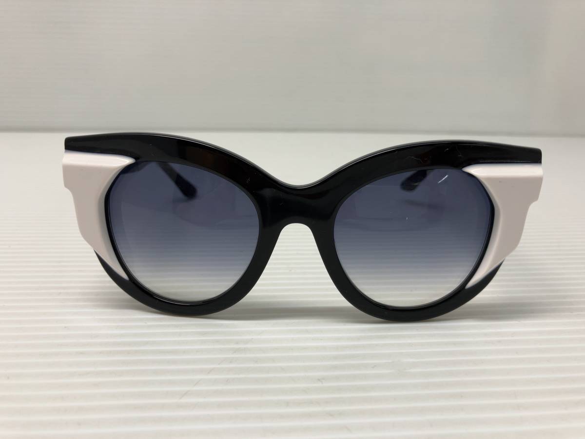 ☆ thierry lasry ティエリーラスリー slutty29 サングラス ハンドメイド フランス ブラック×ホワイト 通年_画像2