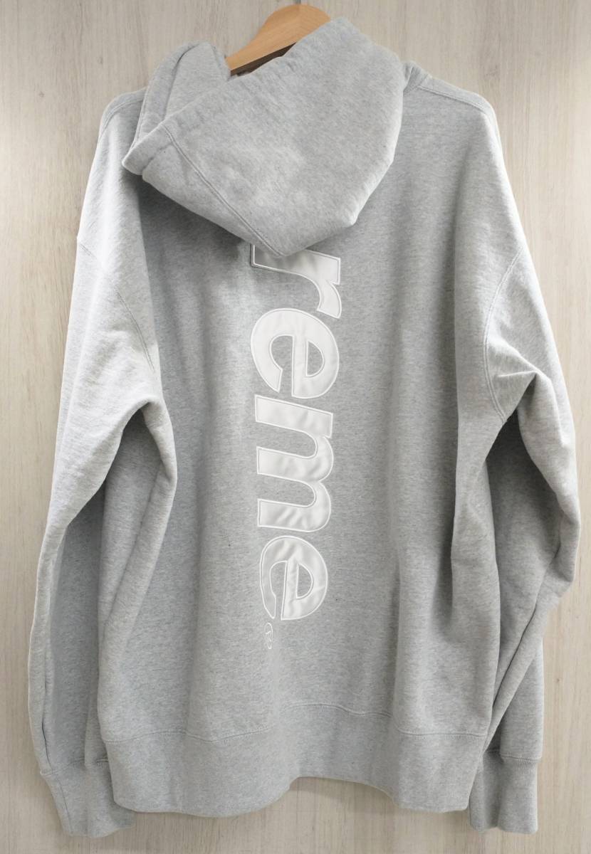 冬 Supreme シュプリーム Satin Applipue Hooded Sweatshirt バックサテンロゴパーカー 22AW XL グレー_画像2