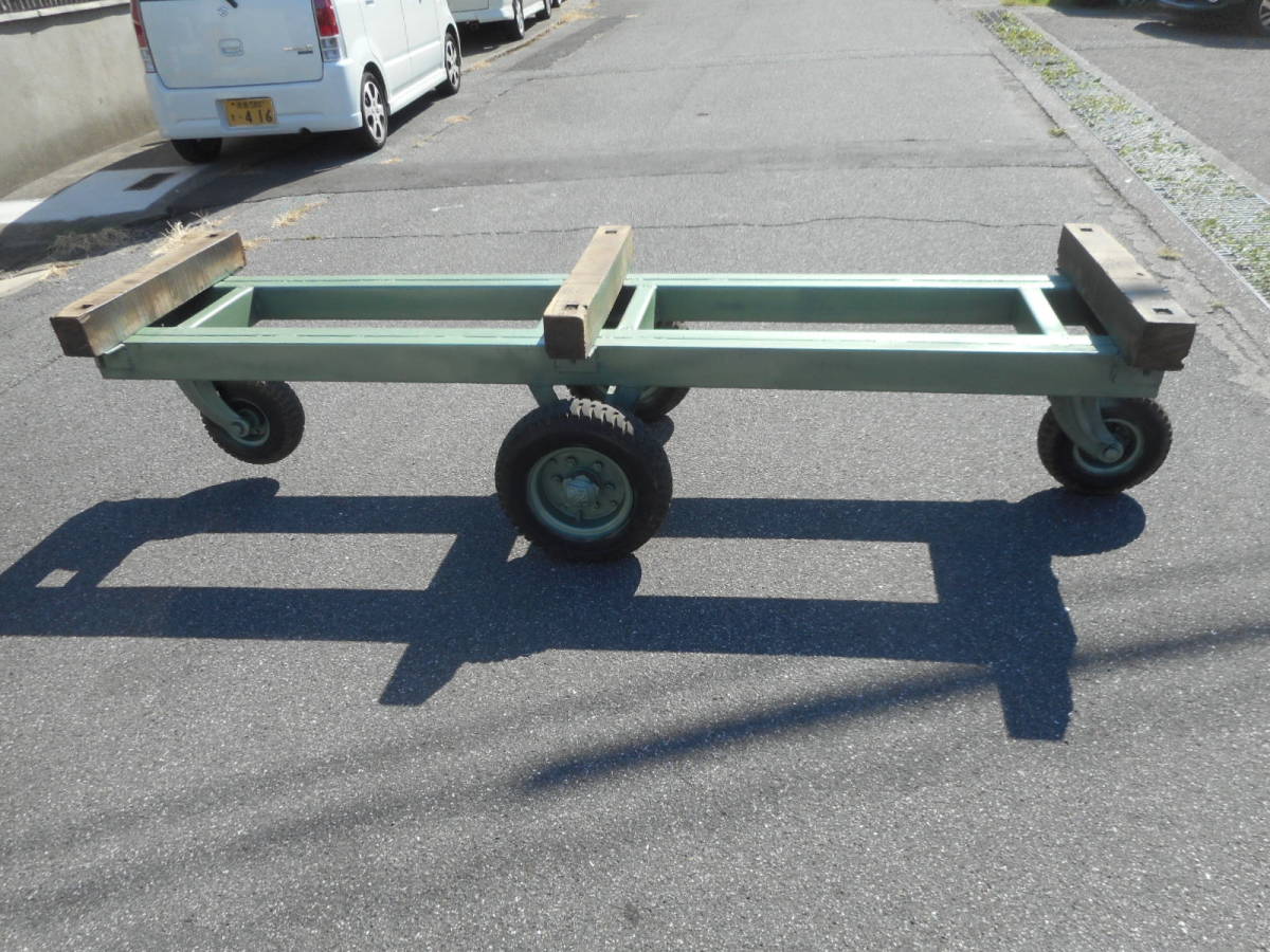 ○ 木材運搬車 ○ 車体寸法(鉄の部分) 500×2400×H 460mm ○ 木材運搬車 ○ 車体寸法(鉄の部分) 500×2400×H 460mm