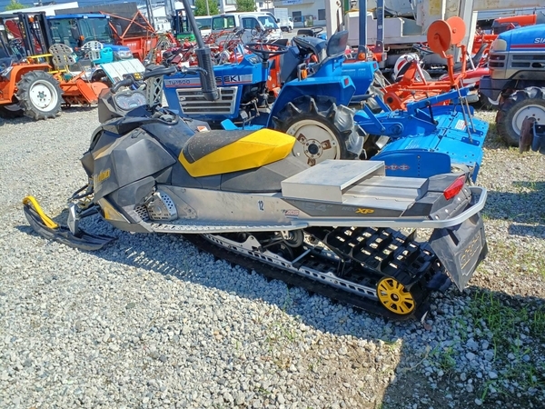 【引取限定】長野県 ski-doo スノーモービル SUMMIT 154 REV-XP ガソリン 3152h スキードゥー ski doo REV XP ジャンク 直P7694241_画像4