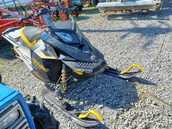 【引取限定】長野県 ski-doo スノーモービル SUMMIT 154 REV-XP ガソリン 3152h スキードゥー ski doo REV XP ジャンク 直P7694241_画像2