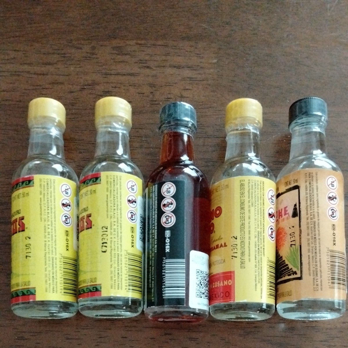 テキーラ メスカス メキシコのお酒 5本セット ミニボトル テキーラ メスカス メキシコのお酒 5本セット ミニボトル