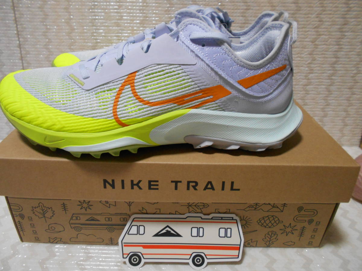 ◆新品レア◆NIKE◆AIR　ZOOM　TERRA　KIGER8◆定価15,400円ナイキ27.5㎝◆トレラン、ＲＵＮ、低山最適_画像1