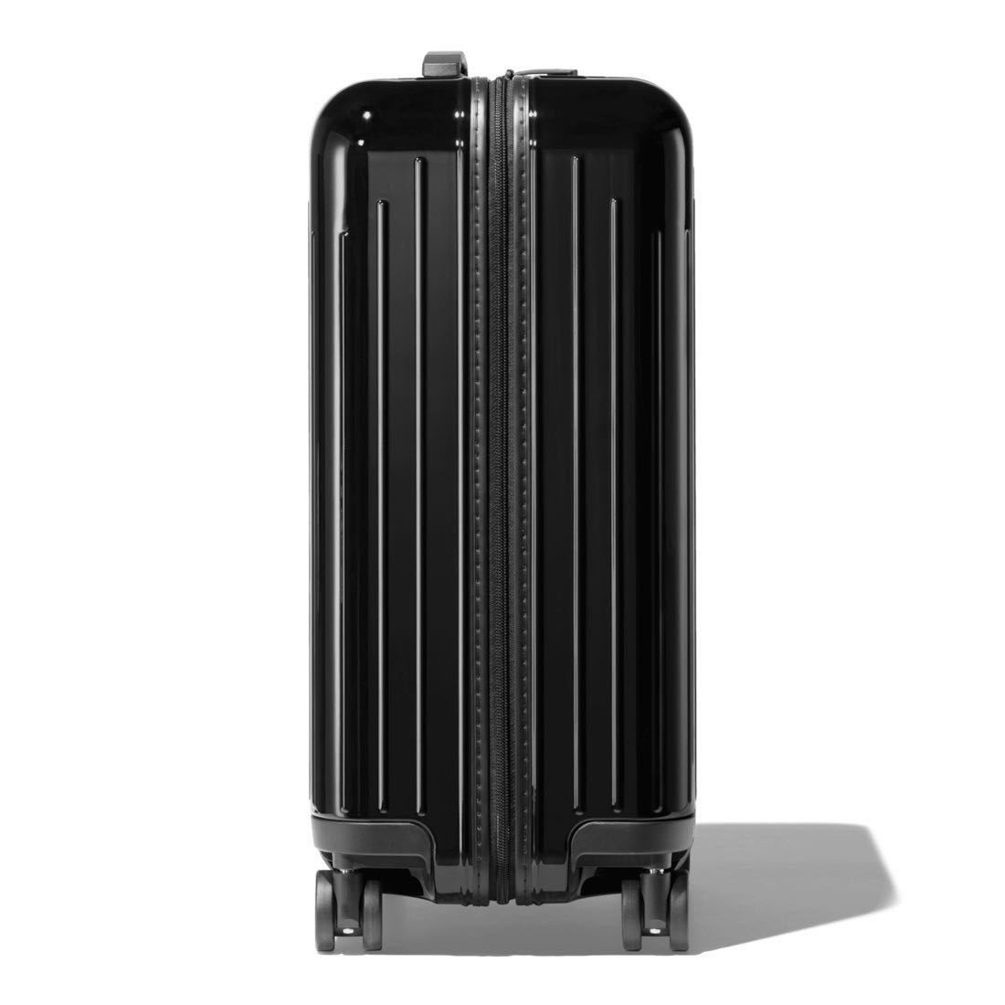 Bibian 比比昂- RIMOWA リモワEssential Lite グロスブラック37L Bibian 比比昂- RIMOWA リモワEssential Lite グロスブラック37L