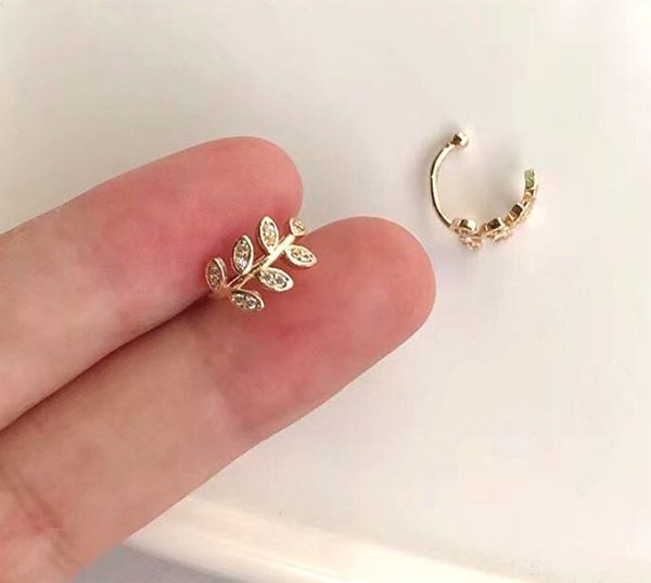 ★ 葉っぱ柄 リーフ イヤーカフ ★ 耳に挟む イヤリング ジュエリー クリップ ノンホールピアス アクセサリー 片耳用 金 a8_画像1