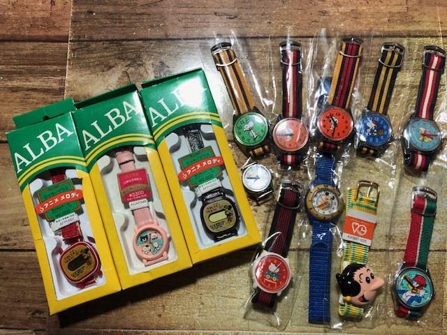  junk treatment together wristwatch 10 point and more SEIKO CITIZEN antique Vintage Snoopy Snoopy KITTY Kitty MICKEY MOUSE Mickey 