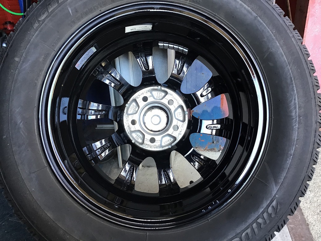 美品 中古 スタッドレス タイヤ 195/65R15 195/65-15 ブリヂストン アルミ SET 30 50 プリウス カローラ ツーリング スポーツ ウィッシュ_画像6