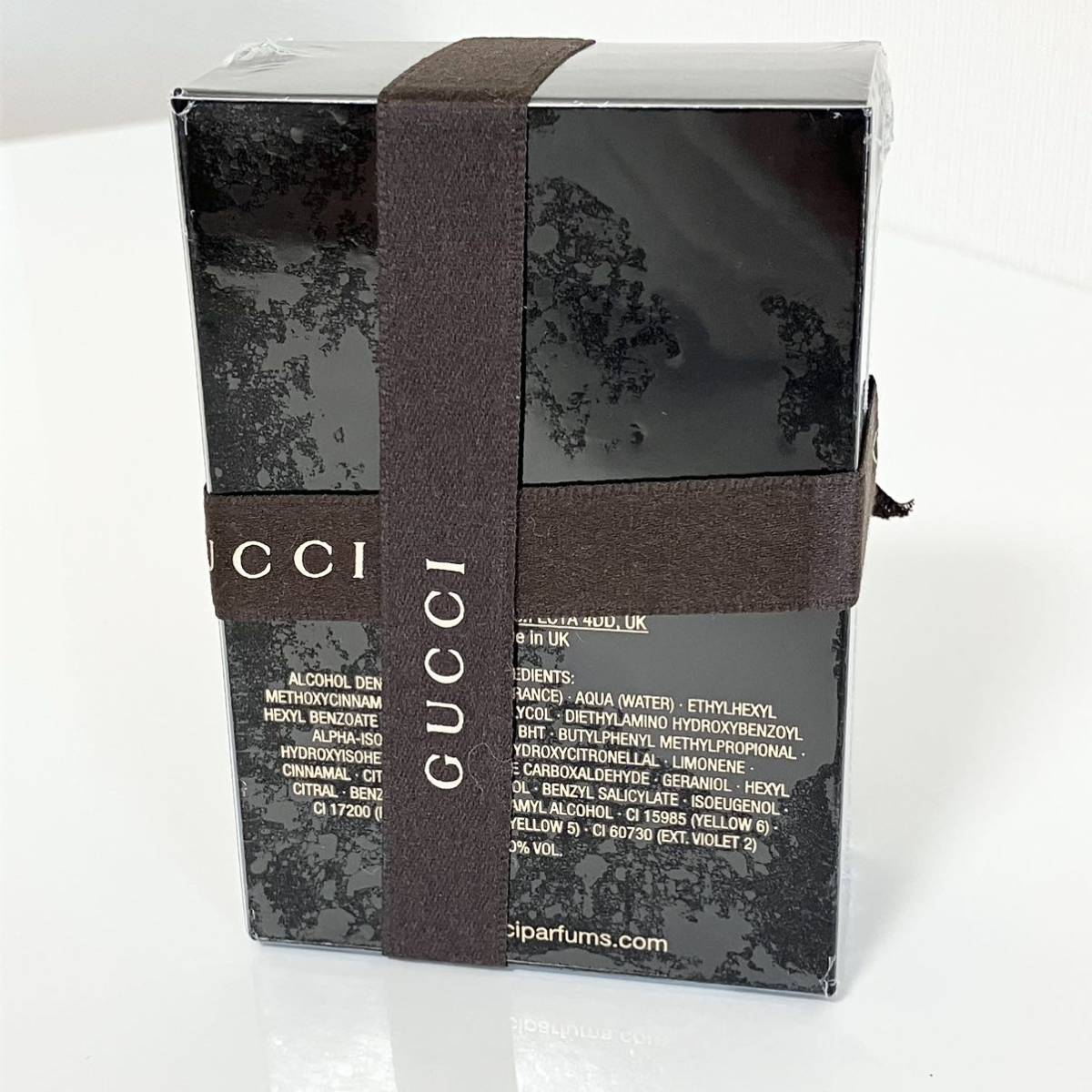 GUCCI Gucci Guilty черный o-doto трещина 75ml духи 