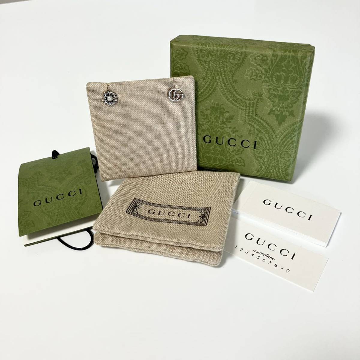 好評 GUCCI グッチ フラワー 花 ピアス シルバー Ag925 イヤリング