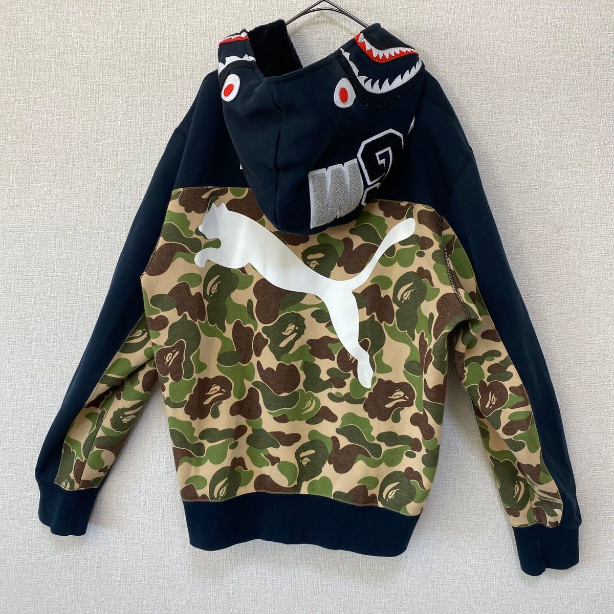 A BATHING APE×PUMA/エイプ×PUMA コラボ ジップアップパーカー