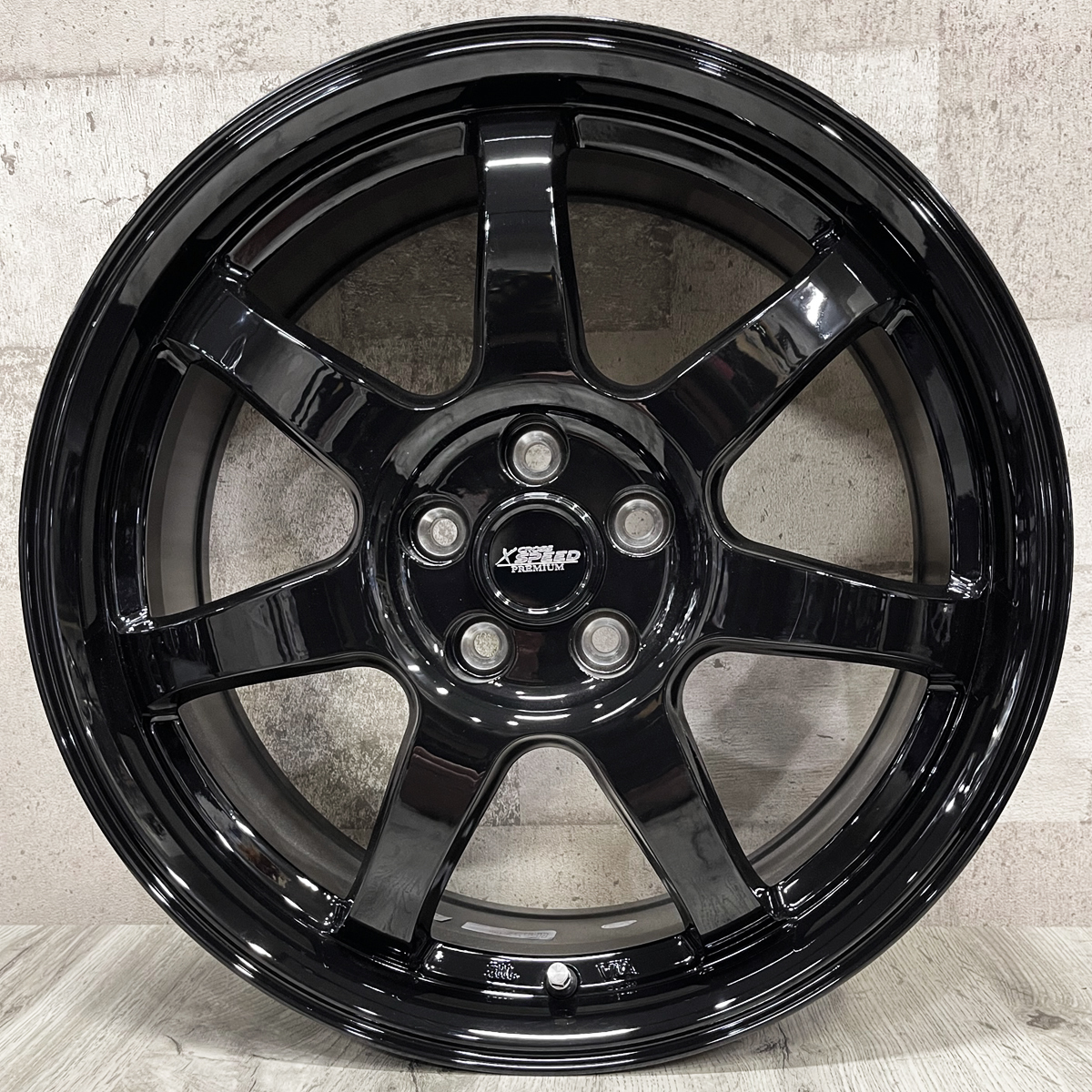 即納 スタッドレスホイールセット 235/55R18 ミシュラン X-ICE SNOW SUV 特注 軽量プレミアムR7 18×7.5J+38 5/114.3 黒 RAV4 ハリアー_画像2