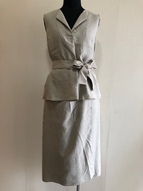 * new goods regular price 5 ten thousand UNTITLED Untitled blouse & culotte skirt suit 0*B