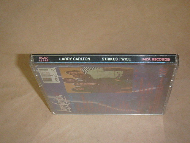 Strikes Twice　/　 ラリー・カールトン（Larry Carlton）/　輸入盤CD_画像4