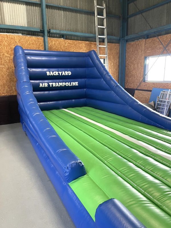 【A795】手渡し限定 エアートランポリン AIR TRAMPOLINE 約10m 強力ブロワー付 AIR BLOWER REH-1.5L 体操 遊戯 エアー遊具 bの画像5