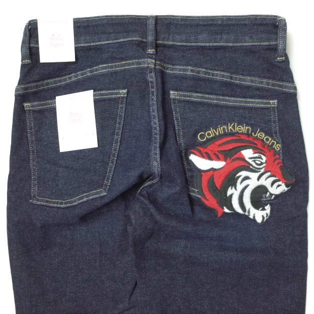 新品 Calvin klein Jeans カルバンクラインジーンズ Body Taper Jeans タイガー刺繍 テーパードスキニーデニムパンツ J319941 28 g13496_画像7