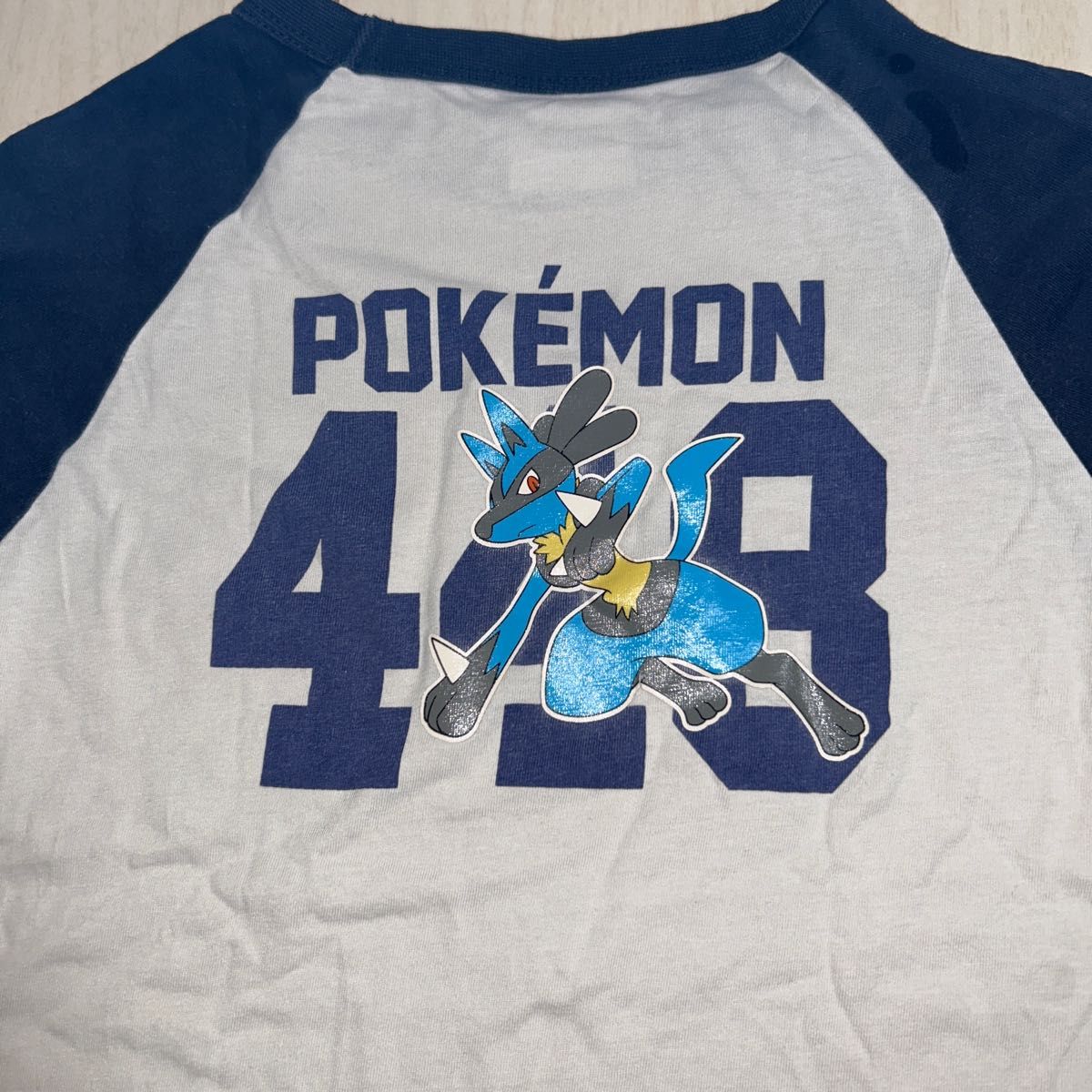 半袖Tシャツ、ポケモンのルカリオ柄