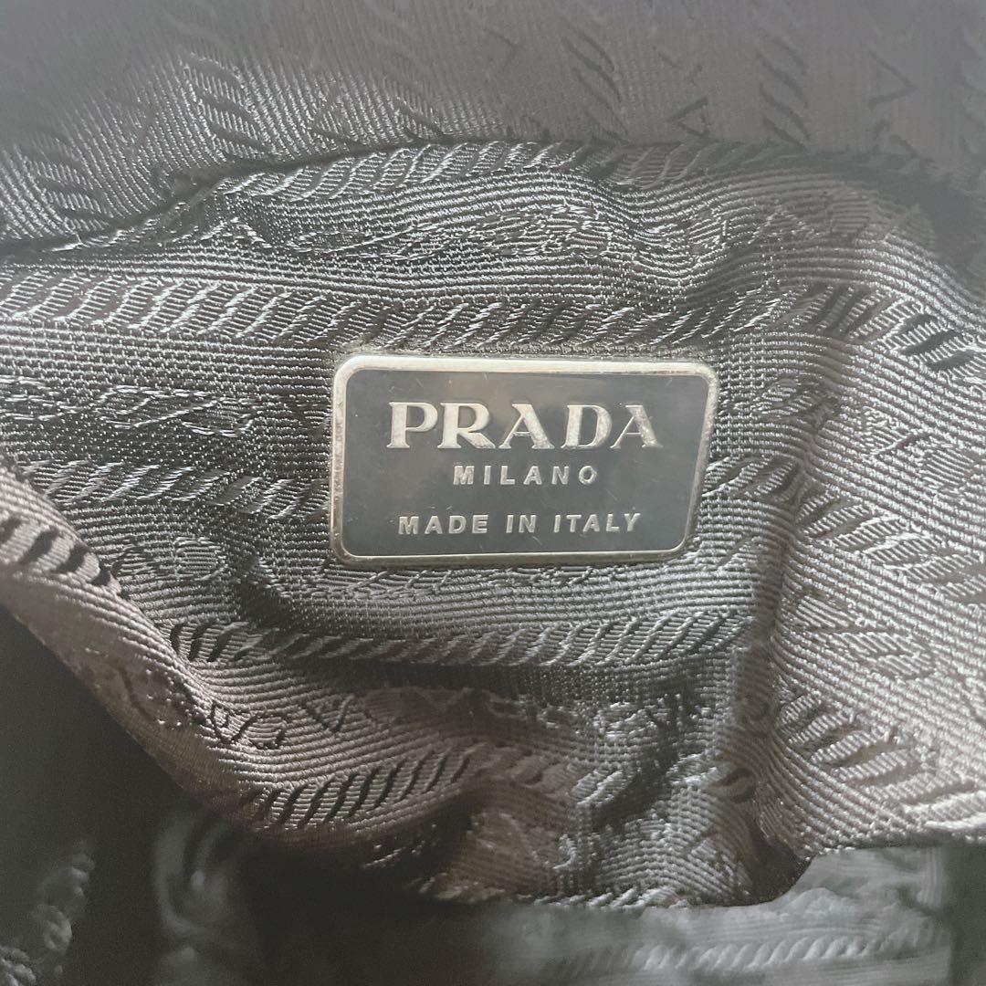 極美品 PRADA プラダ ミニリュック ナイロン 三角ロゴ ブラック 極美品 PRADA プラダ ミニリュック ナイロン 三角ロゴ ブラック