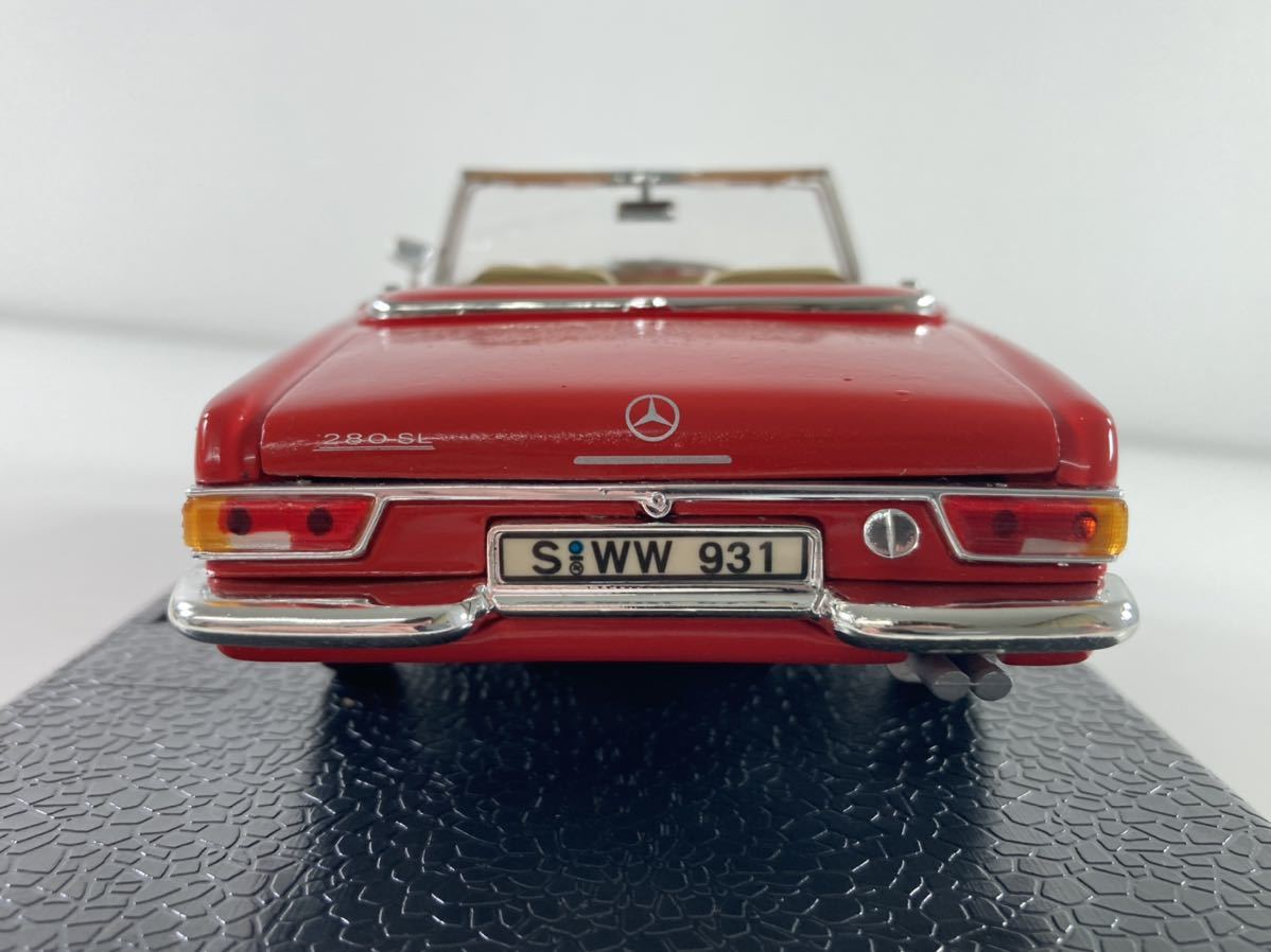 Anson Classic Mercedes-Benz 280 SL 1:18 RED アンソン クラシック メルセデスベンツ レッド ミニカー 現状品 管理あ529_画像8