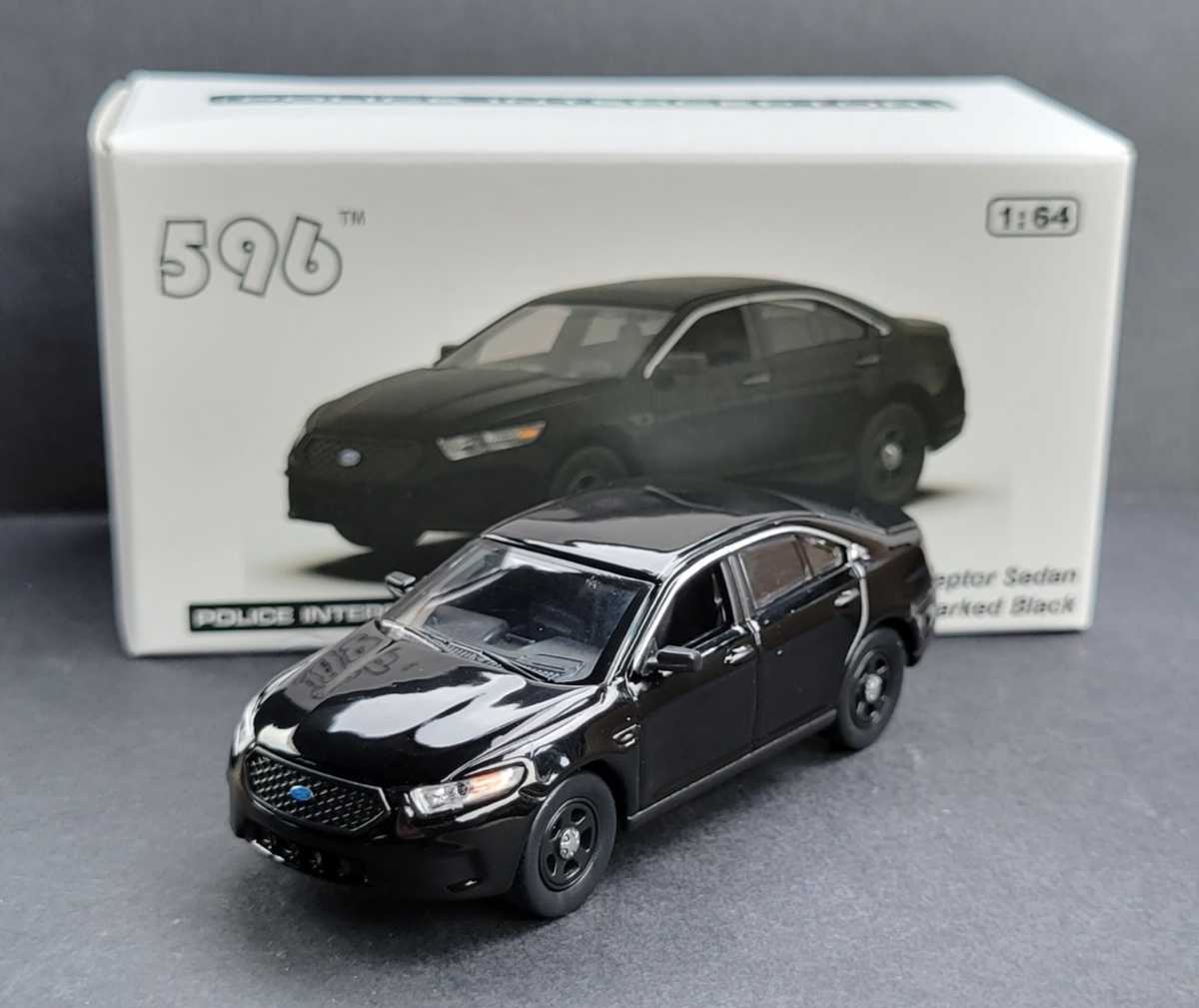 596 model 1/64 2014 FORD フォード トーラス 覆面パトカー ミニカー 警察 日本未発売_画像1