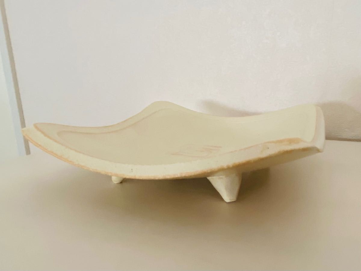 新品未使用 脚付き角皿 TSUNE KOUKOU 田中恒子 21cm 大皿|Yahoo 新品未使用 脚付き角皿 TSUNE KOUKOU 田中恒子 21cm 大皿|Yahoo
