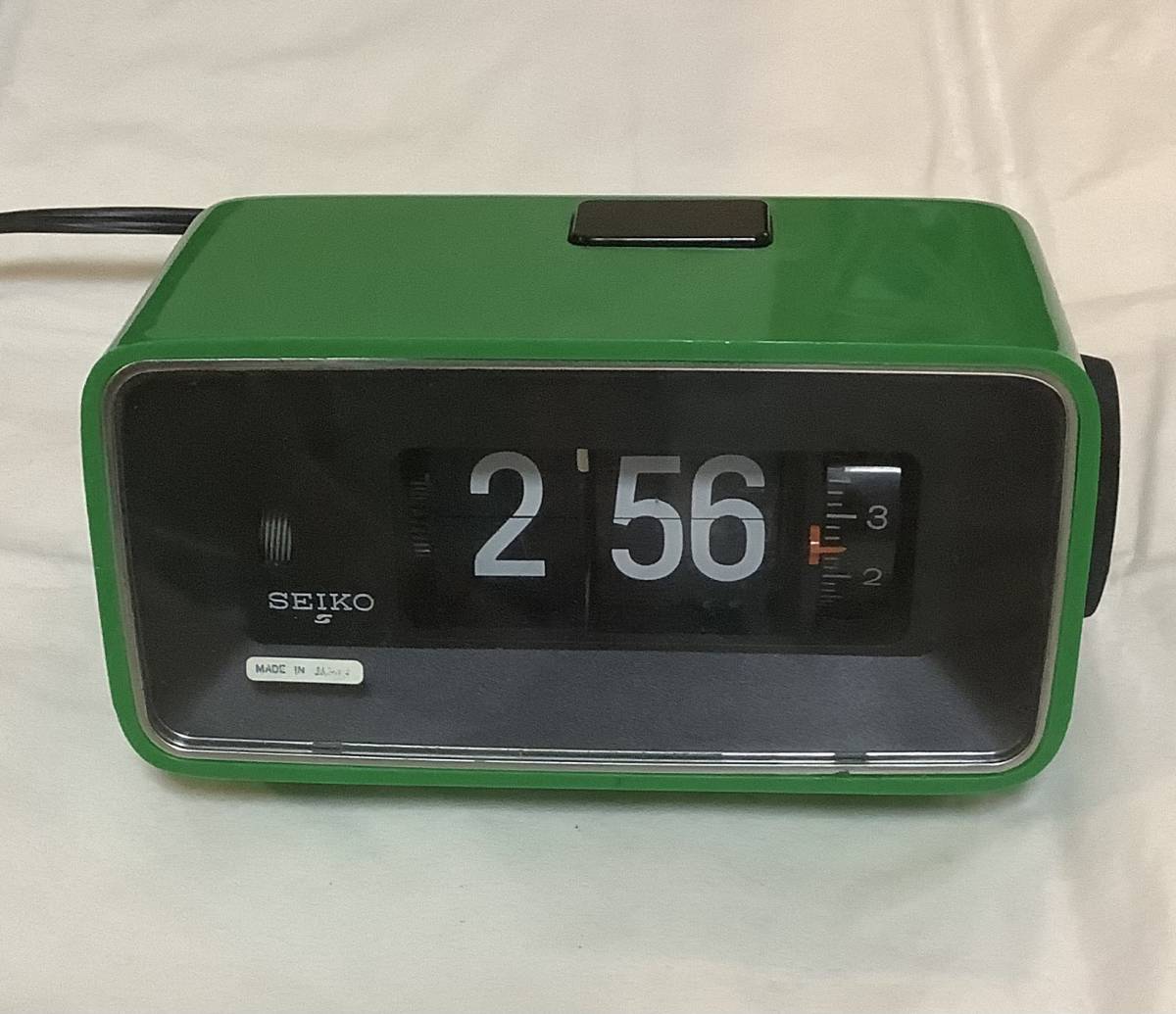 レトロ SEIKO セイコー アラーム付き パタパタ時計 緑 DP691Jの返品方法を画像付きで解説！返品の条件や注意点なども