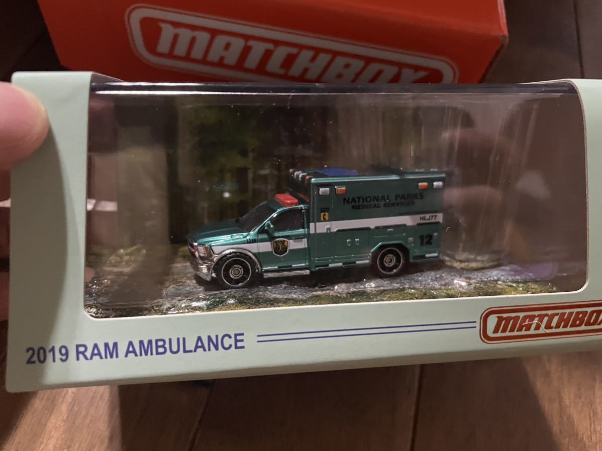 送料込 マッチボックス マテル限定 ラム 救急車 Matchbox 2019 Ram Ambulance ミニカー ホットウィール 開封済