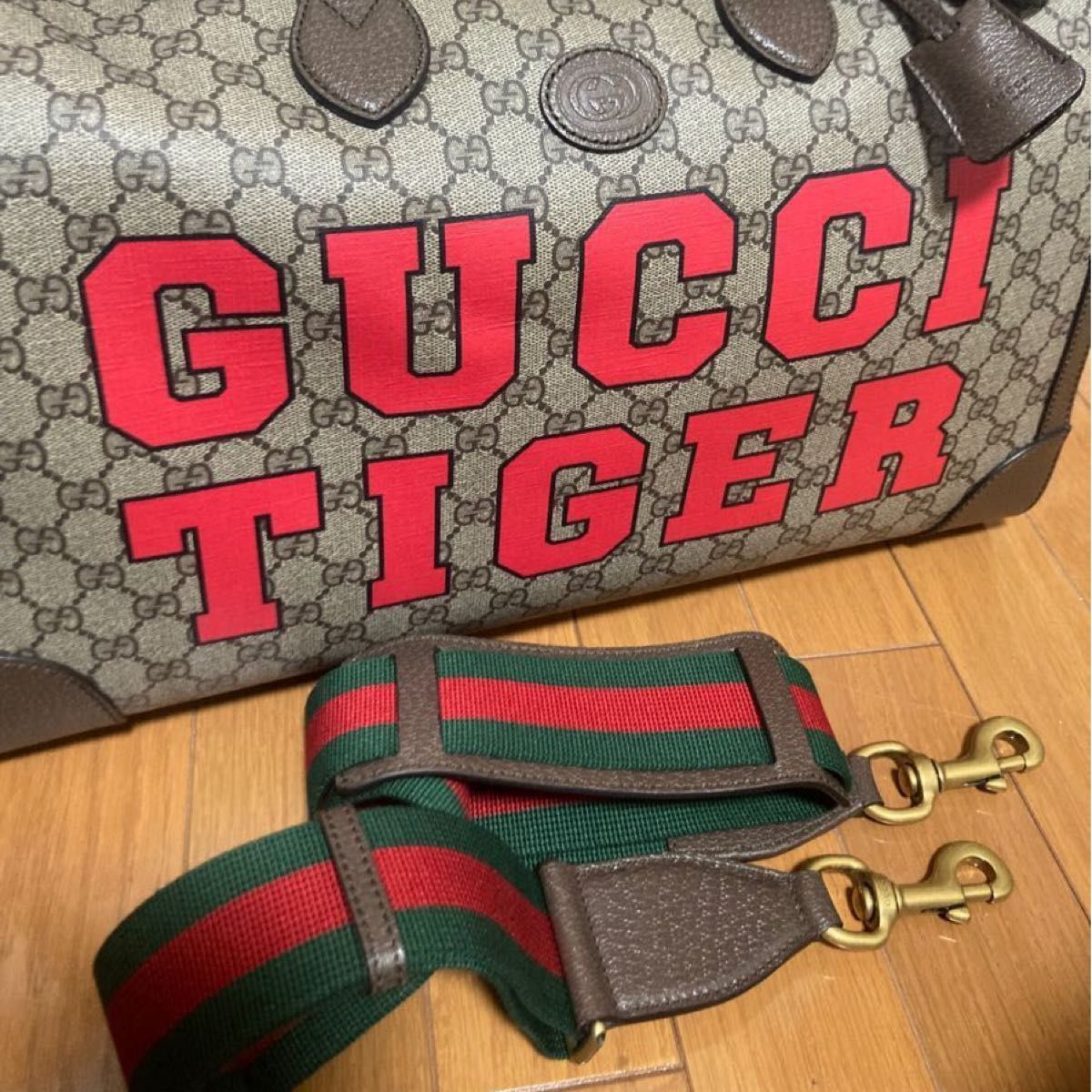 GUCCI タイガー　ボストンバッグ GGスプリーム TIGER 新品未使用品　定価40万円